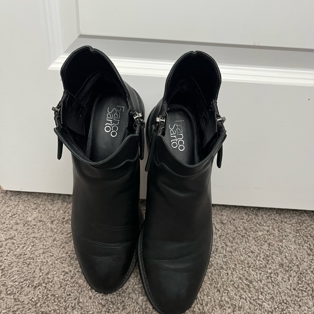 Franco Sarto Black Leather Ankle Chelsea Boots Dual Zipper Women's Size 8.5 - Picture 4 of 12